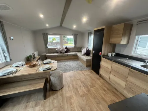 8 Guests - Swimming Pool - 1Min to the Beach - Wifi