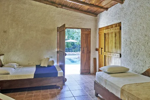 Havana Lodge Hotels in Malpais