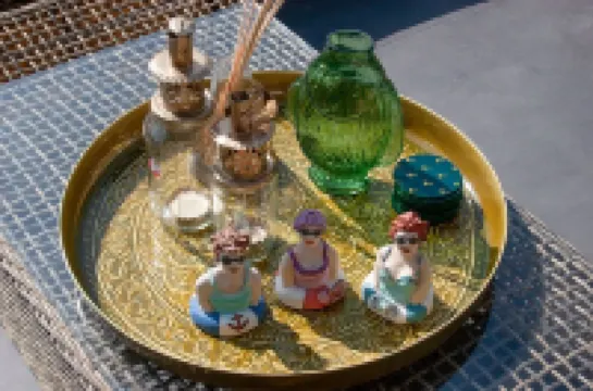 Unique boutique vacation villa by the sea!