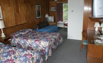 Northern Peaks Motor Inn