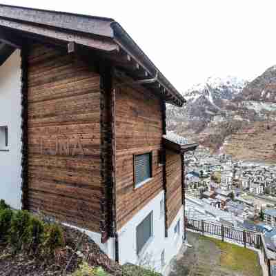 Chalet Luna Hotel Exterior