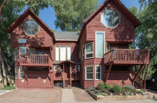 Snowy Peak Views from Living Room, 2 Parking Spaces, Walk to Ski Condo
