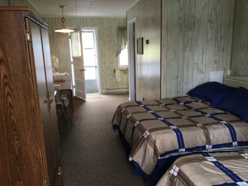 Dixon Lake Resort Motel