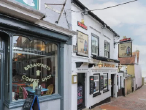 메디나 바이 더 솔렌트