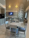 Deluxe Inn & Suites Hotels in Cameron County
