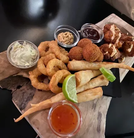 Hotel Ten Lande Отели в г. Алтер