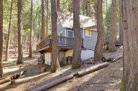 Hike, Ski & Sip: Arnold Cabin 4 Mi to State Park! - balcony