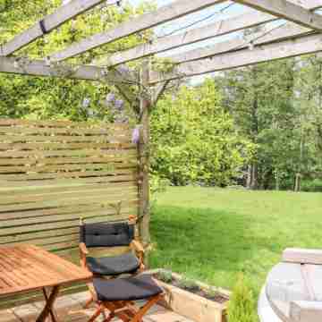 The Snug at Pickelden Farmhouse Hotel Exterior