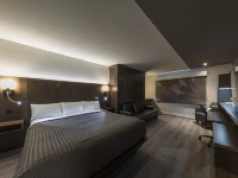 Hôtel & Suites Normandin Lévis Hotels in Levis