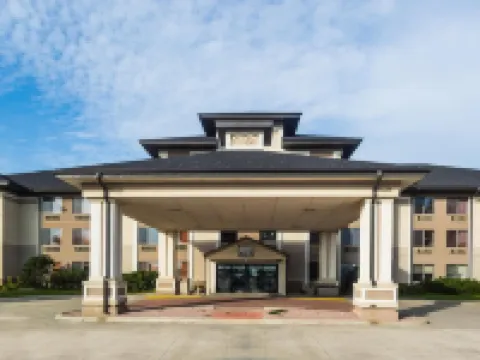 The Niobrara Lodge Hotels in Cherry County