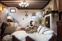 The Table Guest House Hotels in Branxton