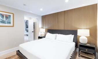 The Newport Lofts - 543 Thames Street