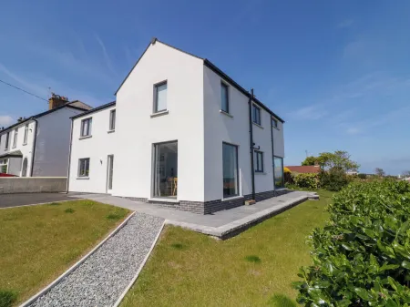 Sea and Sky Отели в г. Kircubbin