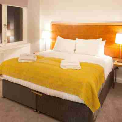 Premier Suites Plus Glasgow George Square Rooms