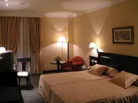 Santiago Hotels in Baños de la Encina
