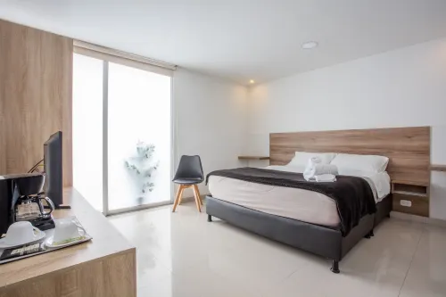 Orange Wild by Laurel Hotels - Aeropuerto - Pensionat
