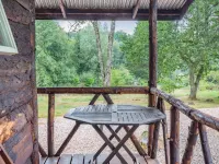 The Log Cabin Hotel a Sheldon