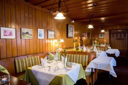 Landidyll Hotel Zum Kreuz Отели рядом с достопримечательностью «Sauter Green Experience Gmbh»