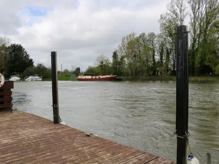 Thames Retreat Отели в г. Олд Виндзор