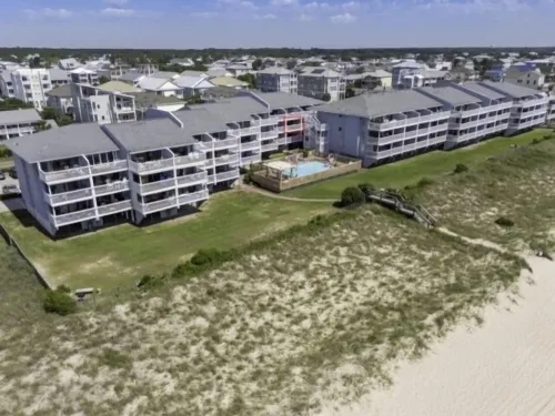 Pura Vida Pure Life - Expansive Views of the Ocean and Wide Sandy Beach 1 Bedroom Condo by RedAwning