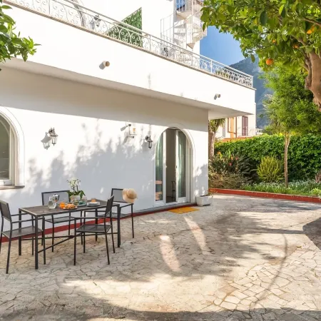 YourHome - Villa Sorrento