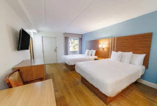 Dunes Inn & Suites - Tybee Island Hotels in Tybee Island