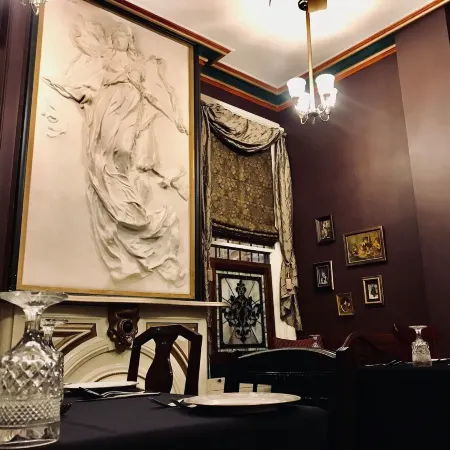 Symphony Hotel & Restaurant