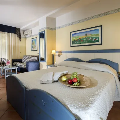 Albergo Del Pino Hotels near Circolo Canottieri Napoli