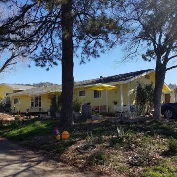 Yosemite Plaisance Bed & Breakfast
