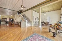 Suites at the Red Rock Vacation Rentals - parking