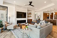 紅色遮陽篷的雪峽谷度假勝地#13