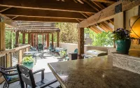 Alpine Village Suites Hotels in Taos Ski Valley