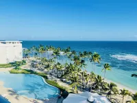 Ocean Front Vacation Rental Apartment 820