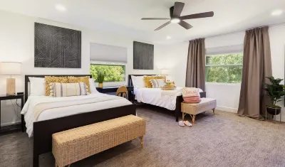 Lake-Walk2LEGOLAND-Heated SaltWtr Pool-Putting Green-Beach-Fire Pit-Dock-Sunsets