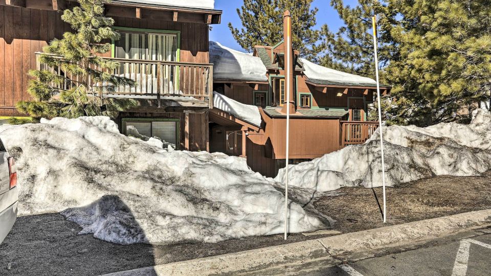 Tahoe Area Townhome < 1 Mi to Heavenly Lifts!
