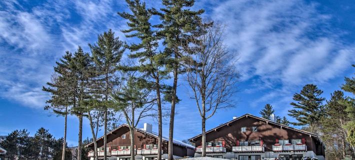 Glen Condo w/ Mountain Views: Walk to Story Land バートレットのホテル