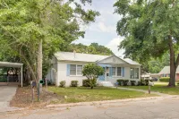 Cozy Georgia Vacation Rental w/ Backyard & BBQ - parking
