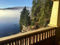 The Tuwanek Hotel and Spa - Ocean View
