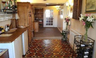 Ternhill Farm House - 5 Star Guest Accommodation with Optional Award Winning Breakfast