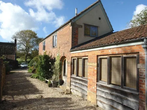 Pittards Farm Cottage Hotels in Langport