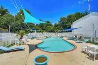 Walk to Beach: Gulfport Retreat w/ Patio - شاطئ