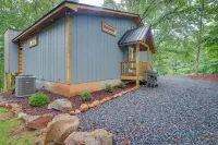Blue Ridge Mountainside Cottage w/ Fire Pit! - 3-Star