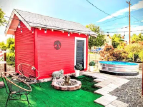Downtown Hagerman Hot Springs Getaway Hotels in Gooding County