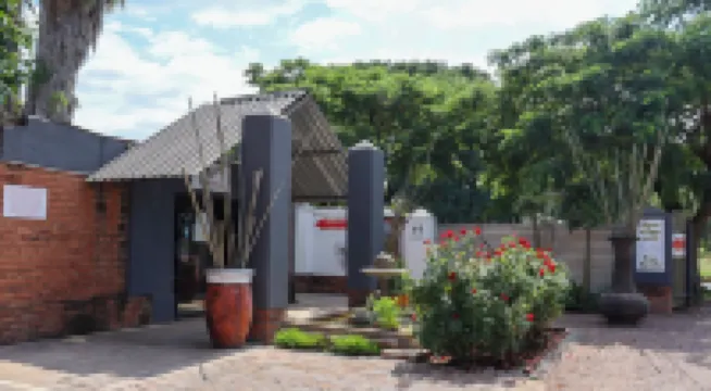 Golden Lantern Guest Lodge
