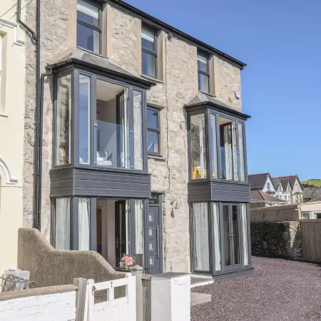 Cambrian House
