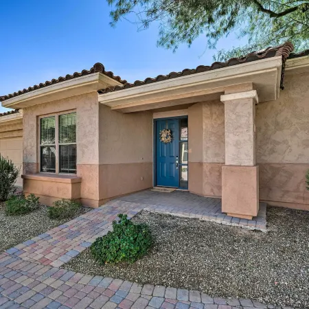 Goodyear Desert Oasis Walk to Community Pool