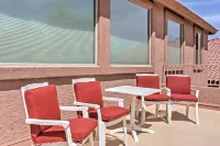 North Phoenix Home w/ Pool: Hike, Swim & Shop! - 3 tähden