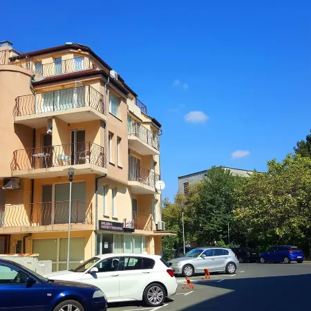 Perla Apartments