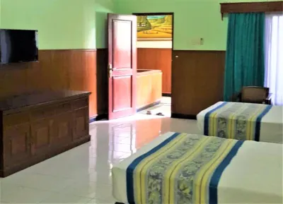 Hotel Mulia Hotel dekat NdaaShop-ShindiHouse