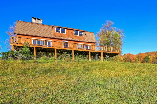 Bearpen Lodge on 125 Acres - Near Belleayre Mtn! - Pet-friendly